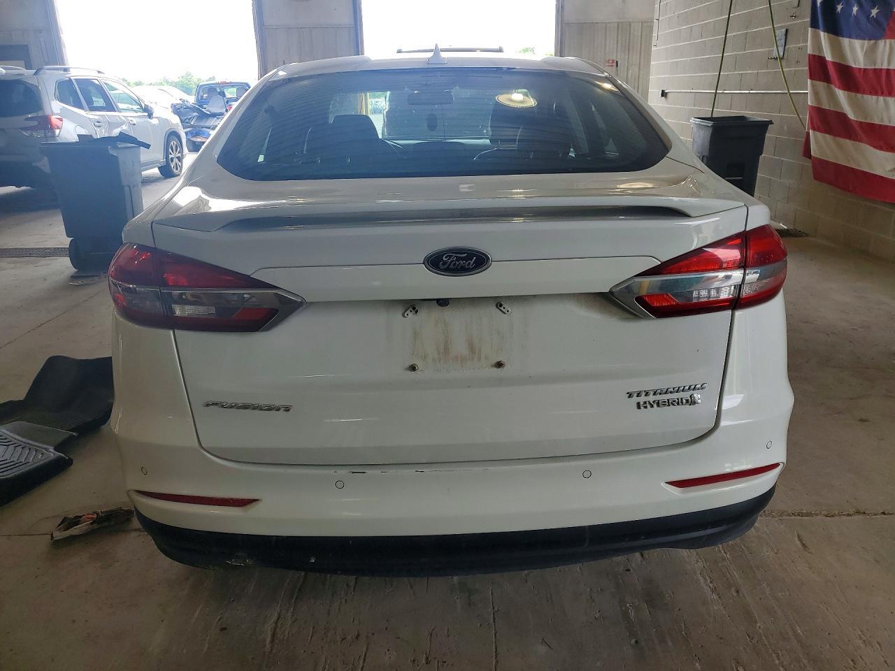 2019 Ford Fusion Titanium - Image 6