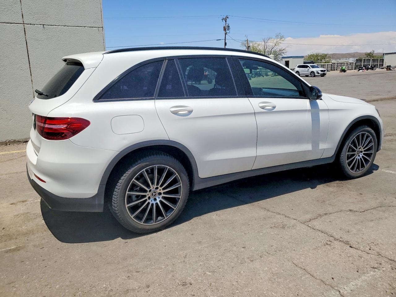 2019 Mercedes-Benz Glc 300 - Фото 3