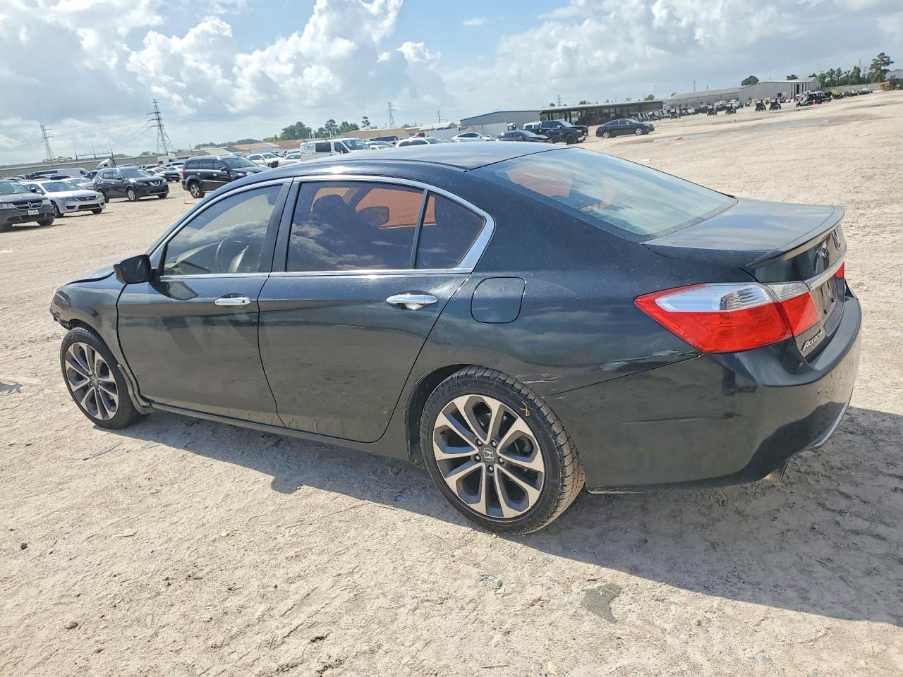 2014 Honda Accord Sport - Фото 2