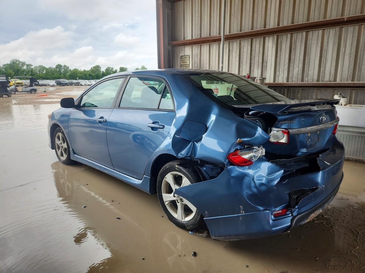 2013 Toyota Corolla S - Фото 2