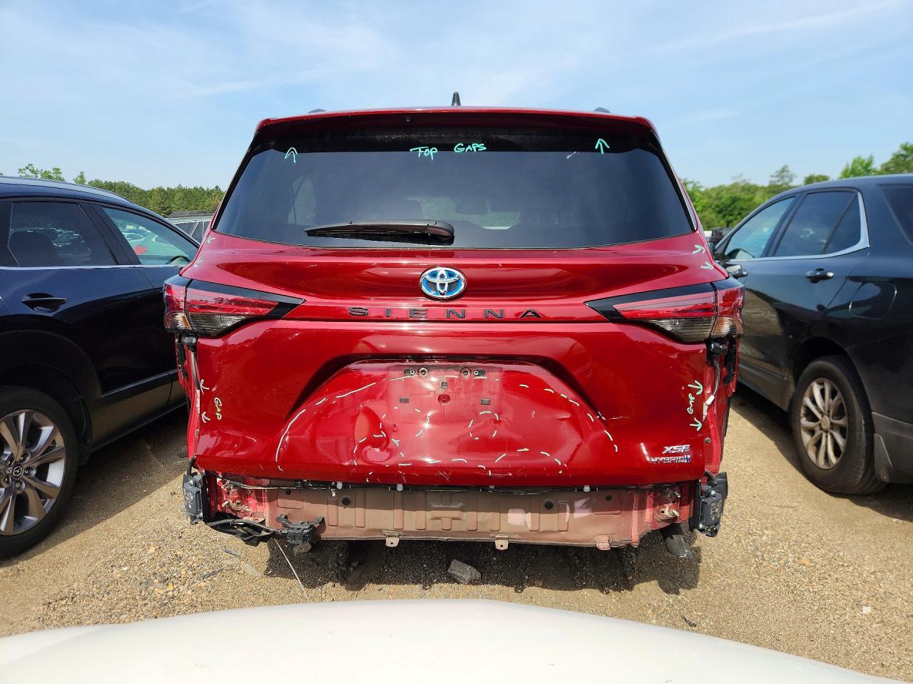 2022 Toyota Sienna Xse - Фото 6