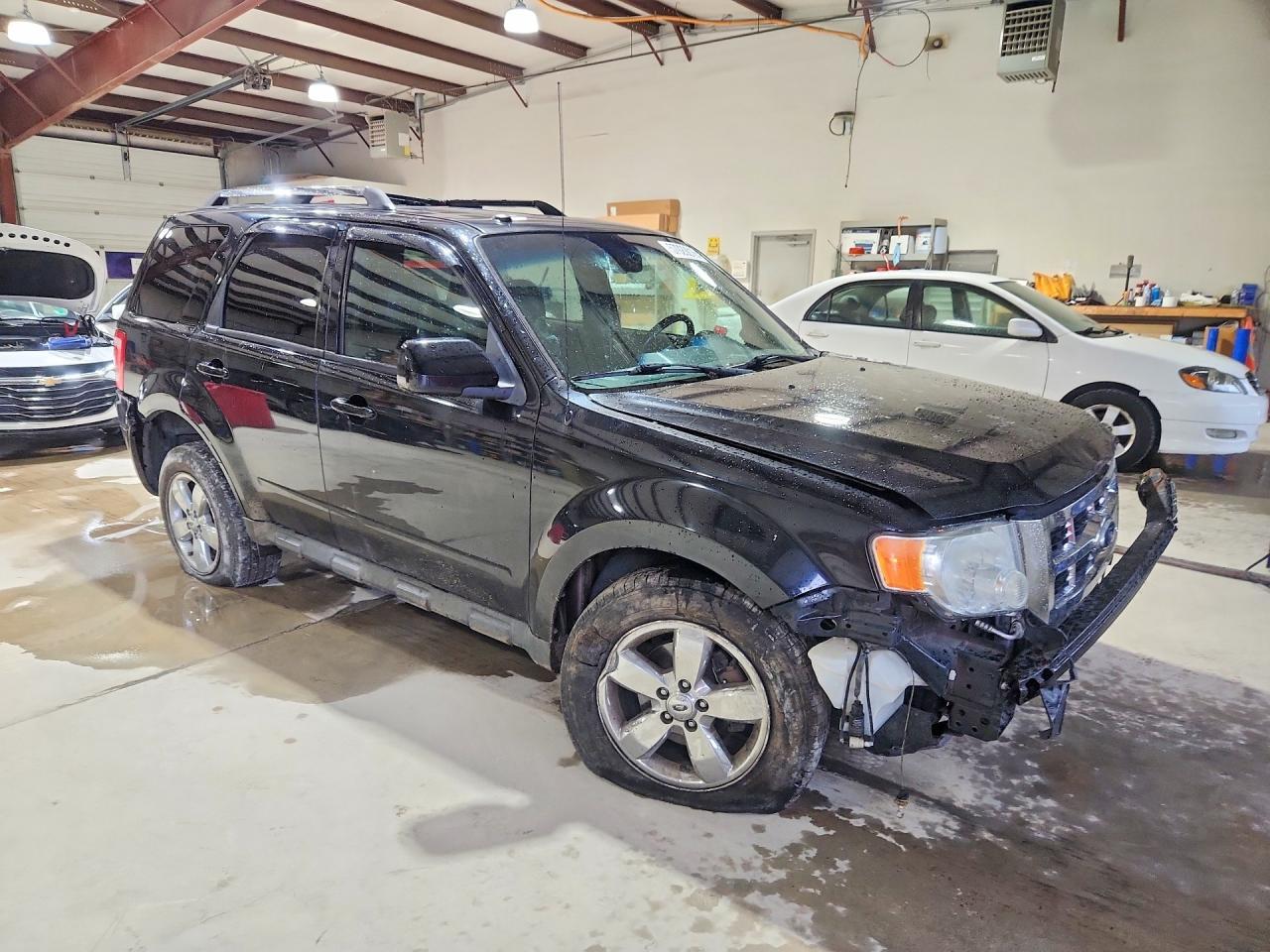 2010 Ford Escape Limited - Фото 4