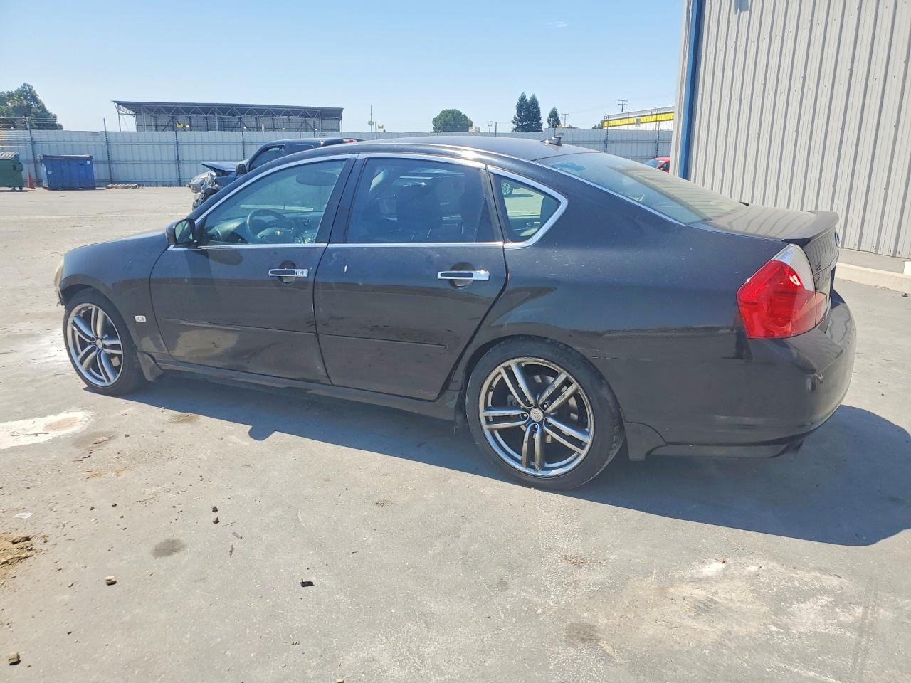 2006 Infiniti M35 Base - Image 2