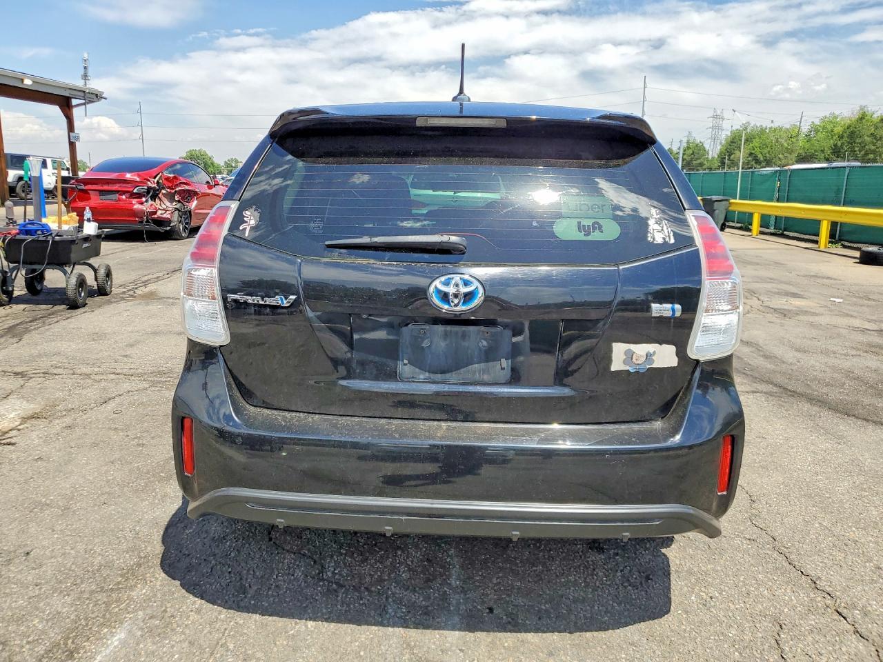 2017 Toyota Prius V Three - Фото 6