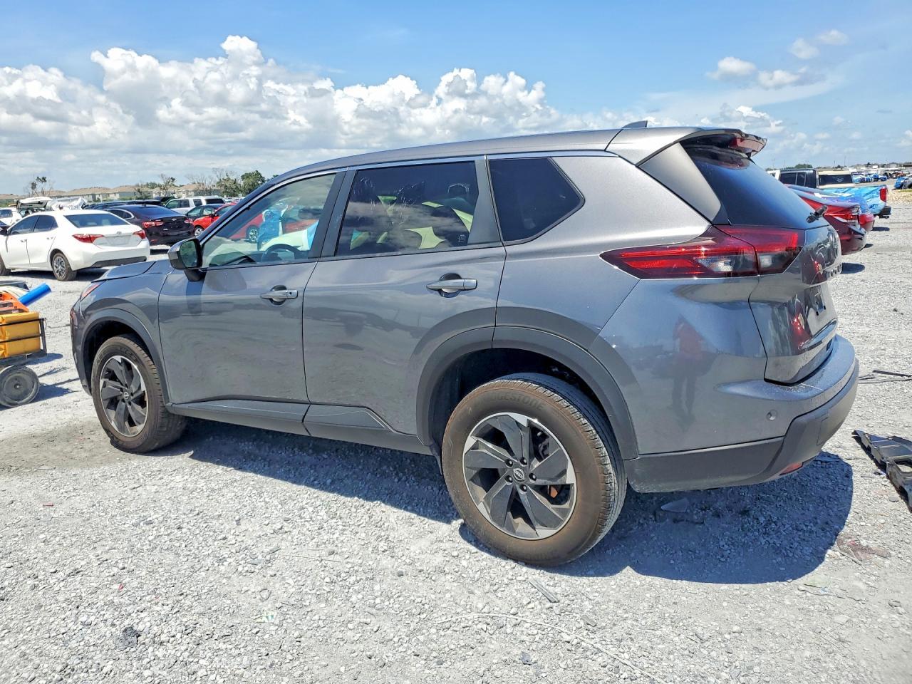 2025 Nissan Rogue Sv - Фото 2