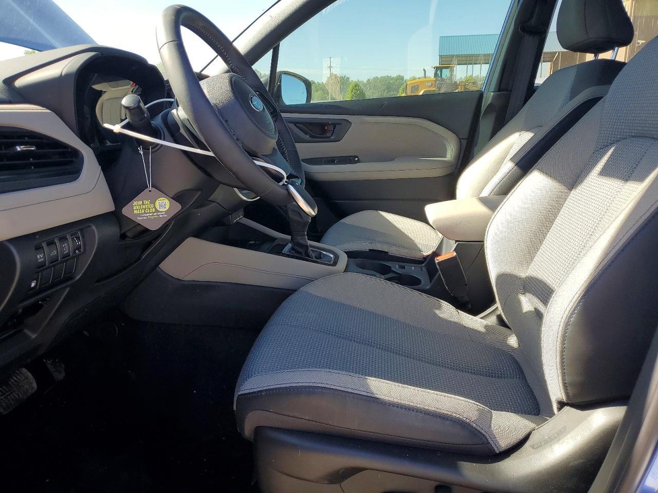 2025 Subaru Forester Premium - Image 7