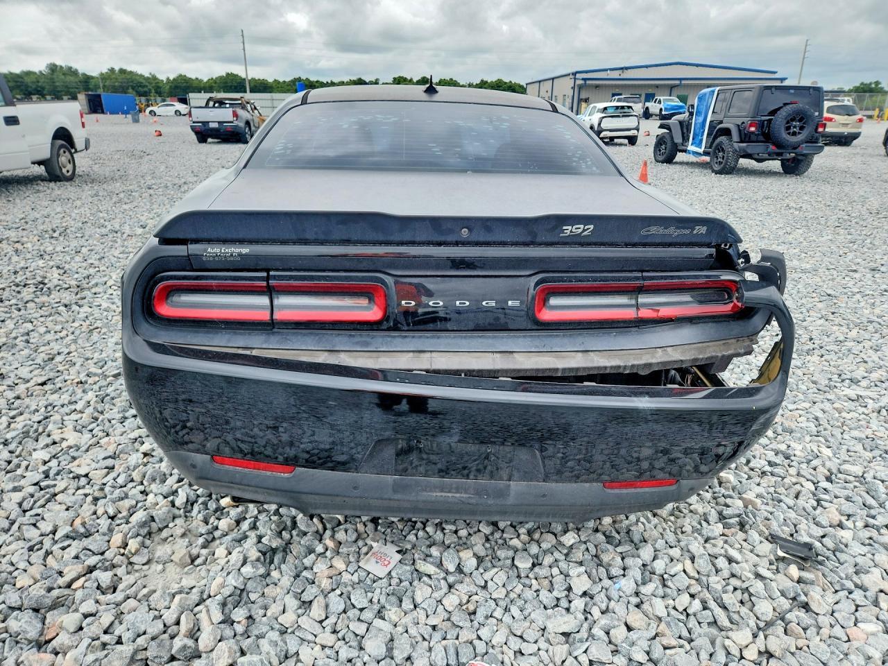 2018 Dodge Challenger R - Image 6