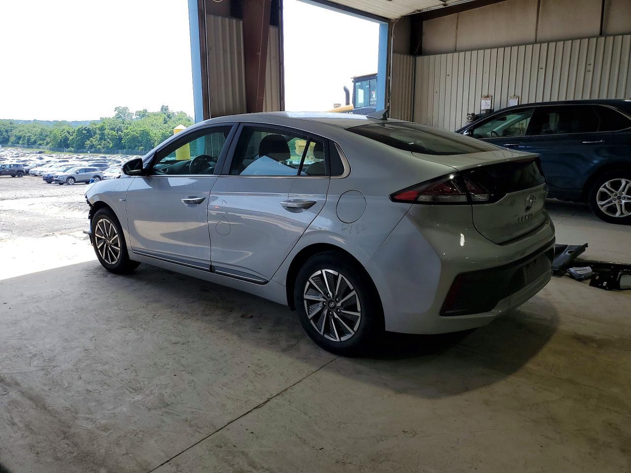 2020 Hyundai Ioniq Limited - Фото 2