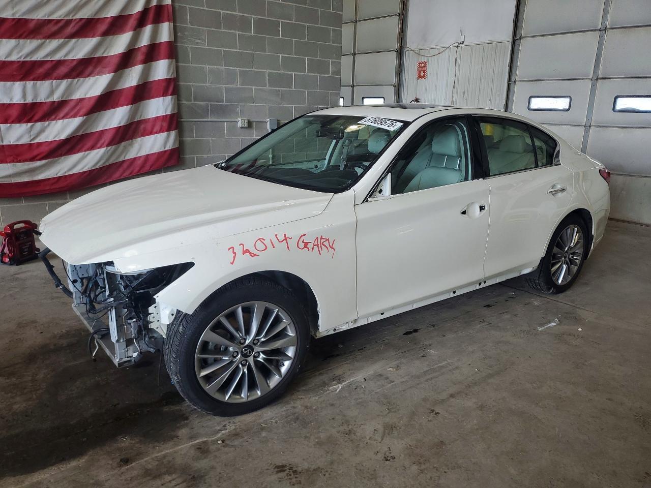 2023 Infiniti Q50 Luxe
