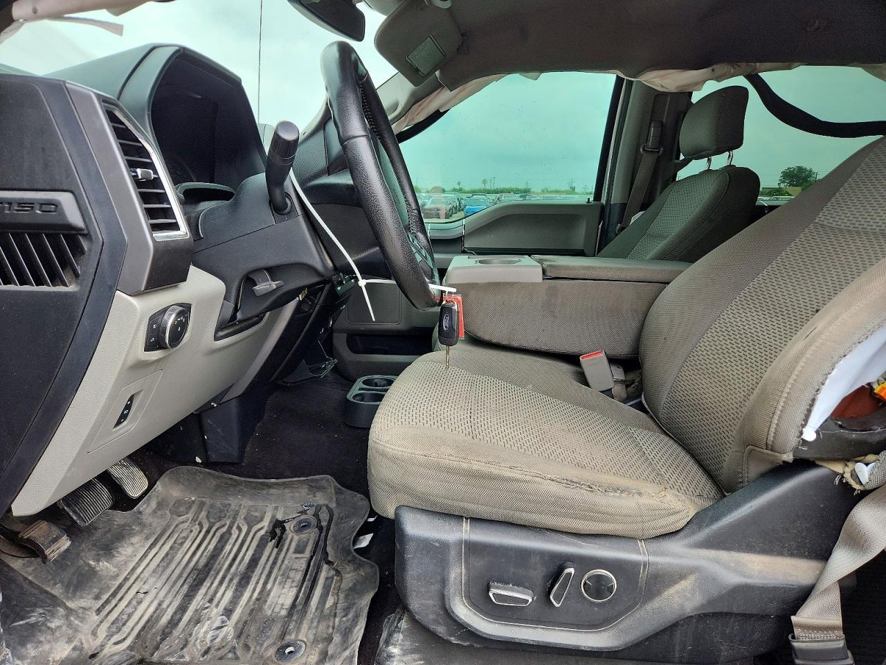 2016 Ford F150 Supercrew - Image 7