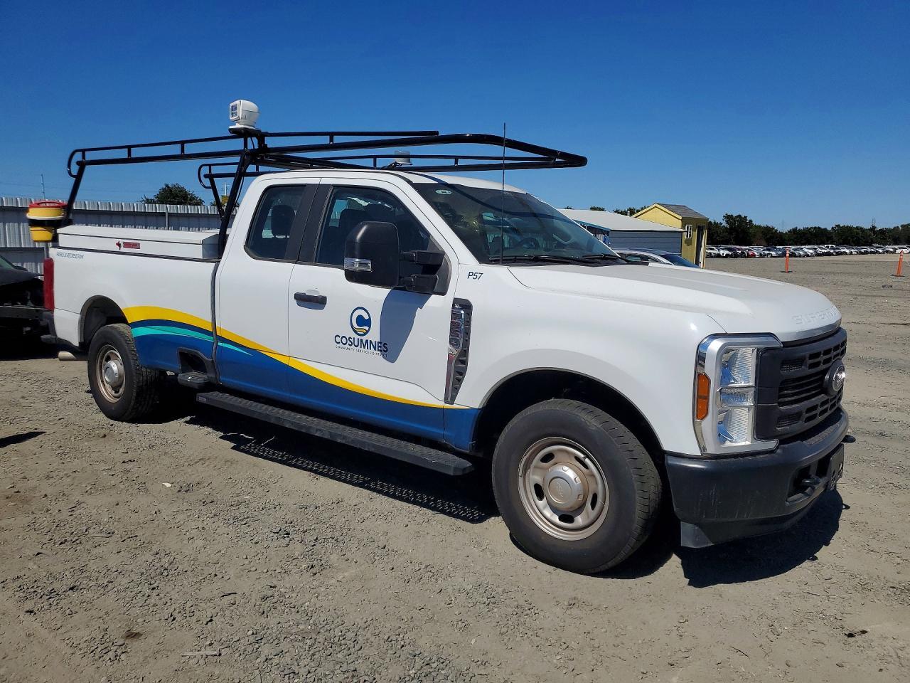 2024 Ford F250 Super Duty - Image 4