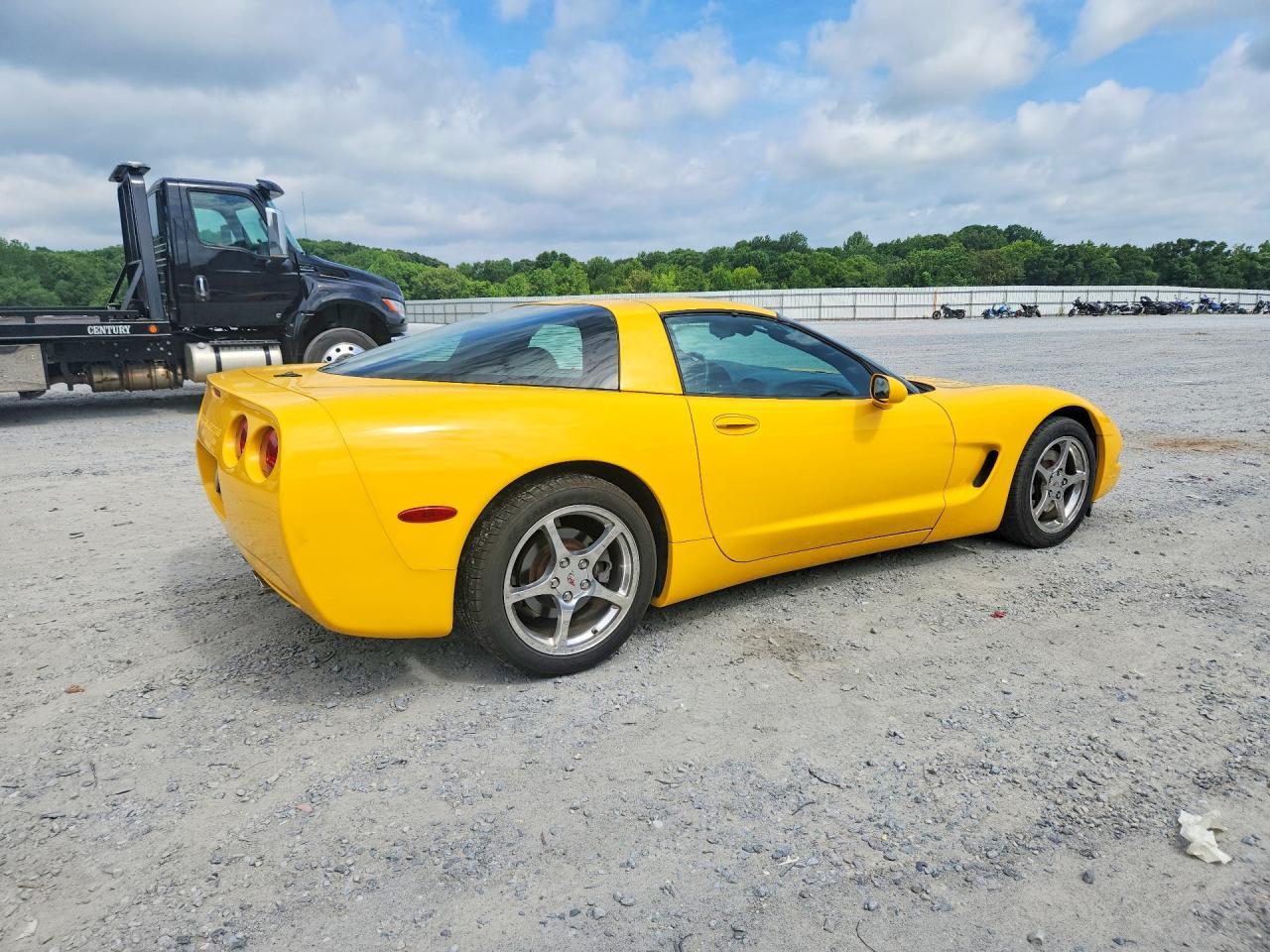 2000 Chevrolet Corvette - Фото 3