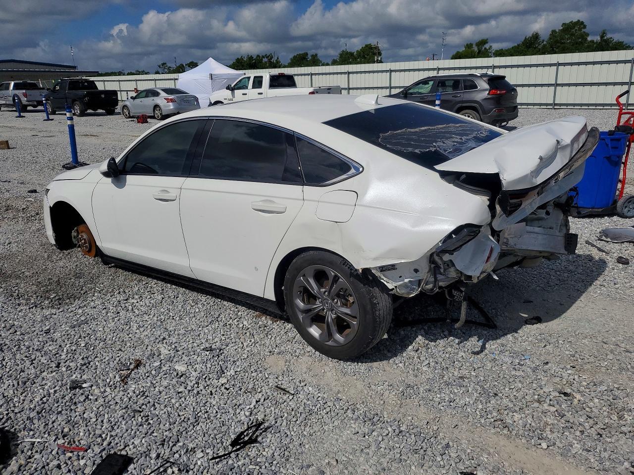 2023 Honda Accord Hybrid Exl - Image 2