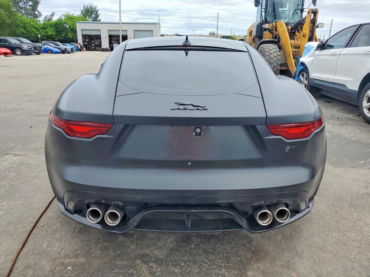 2024 Jaguar F-Type R75 - Фото 6