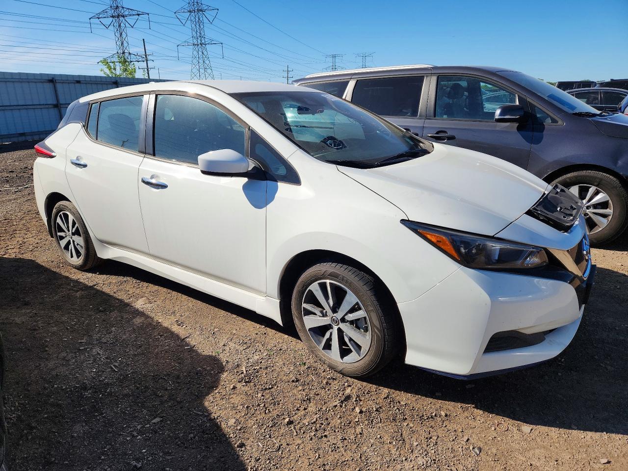 2020 Nissan Leaf S Plus - Image 4