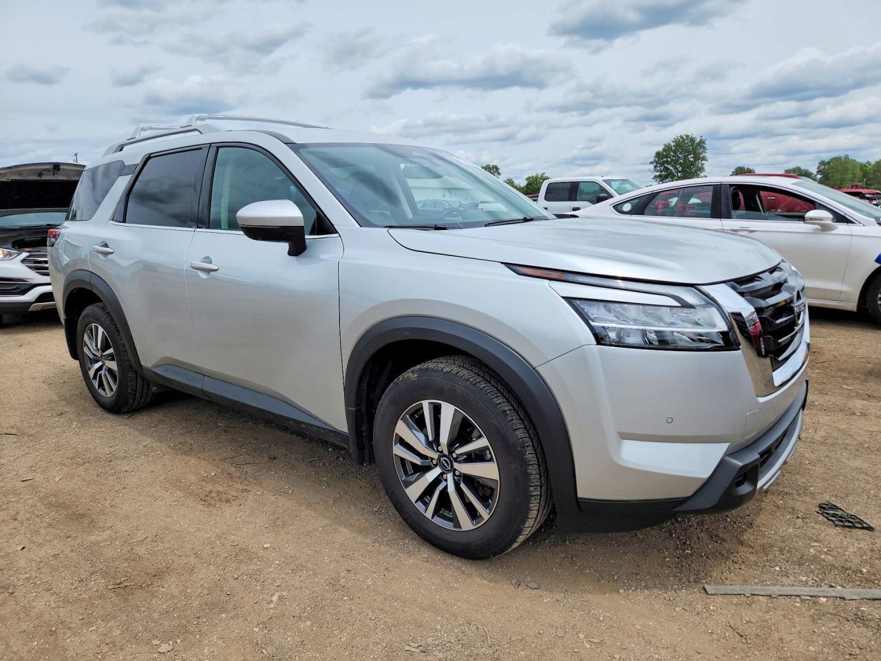 2024 Nissan Pathfinder Sl - Фото 4