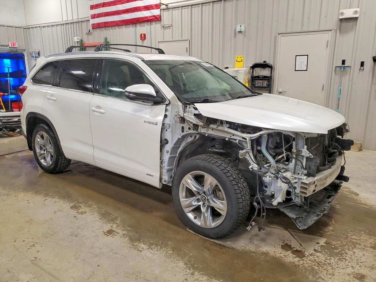 2018 Toyota Highlander Hybrid Limited - Фото 4