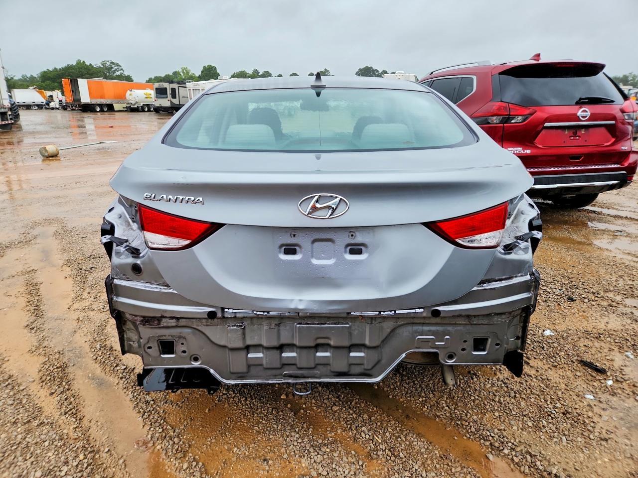2013 Hyundai Elantra Gls - Image 6