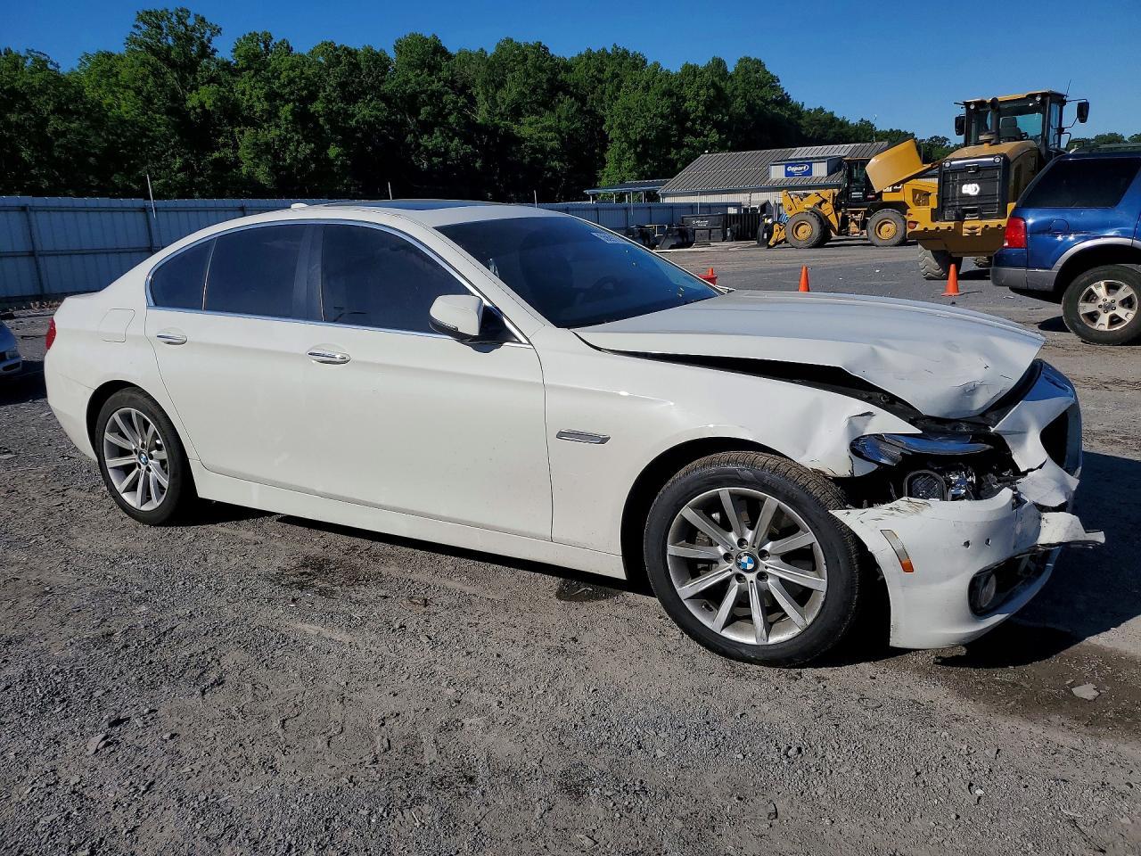 2015 BMW 535 Xi - Image 4