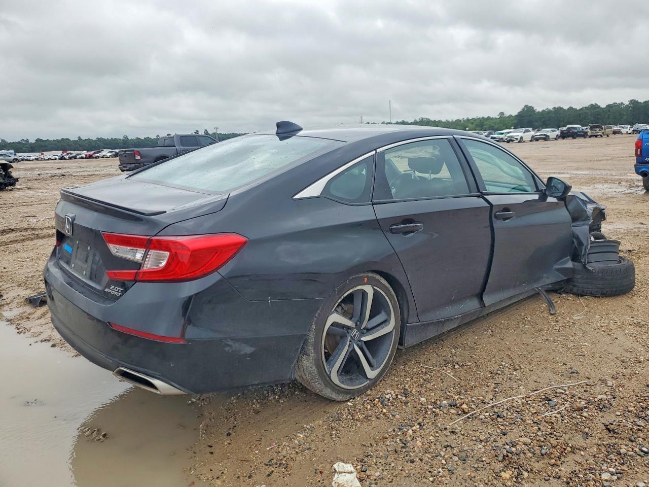 2022 Honda Accord Sport - Фото 3