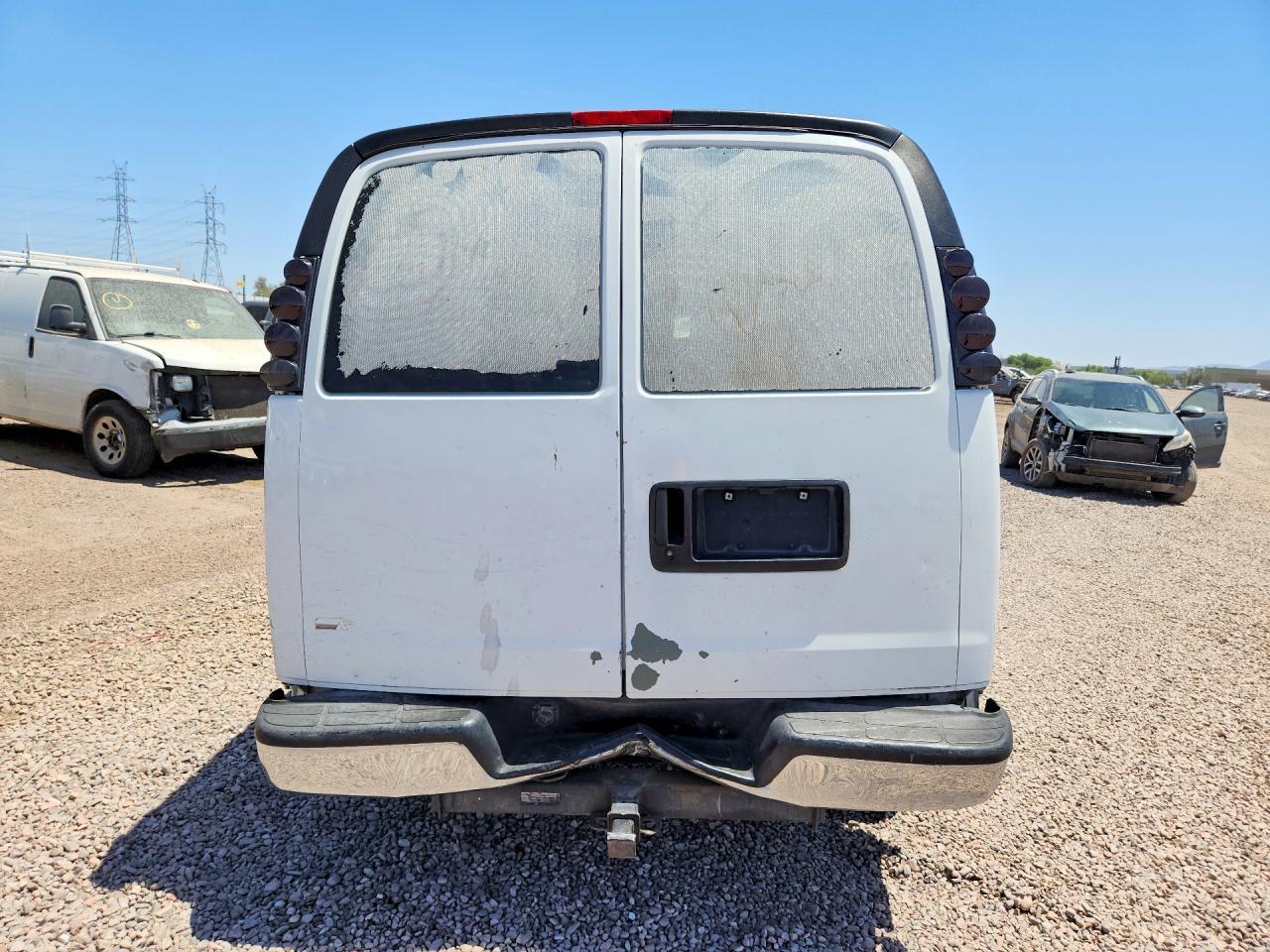 2004 Chevrolet Express G3500 - Image 6