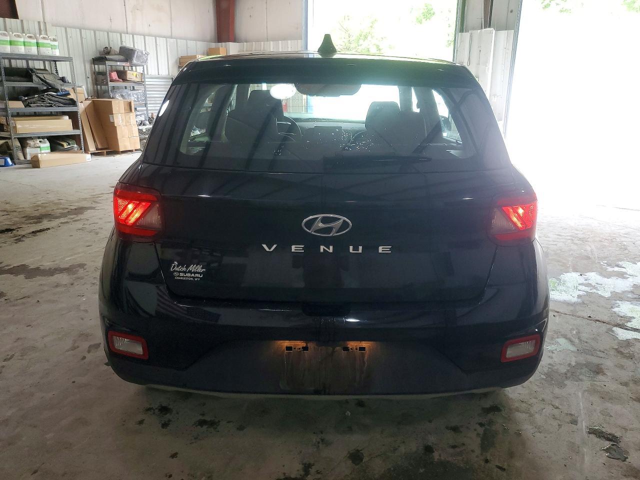2022 Hyundai Venue Se - Фото 6
