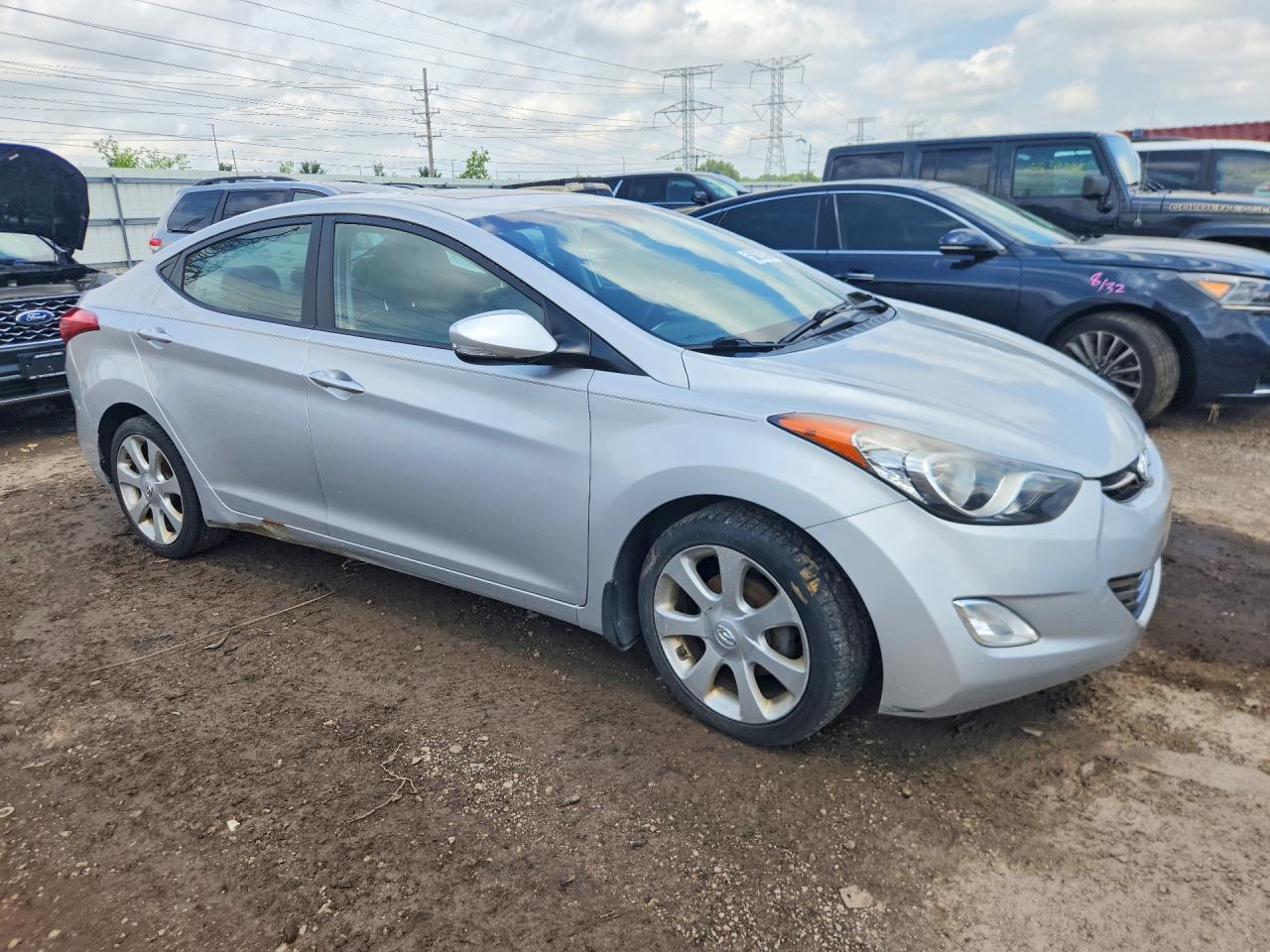 2013 Hyundai Elantra Limited - Image 4