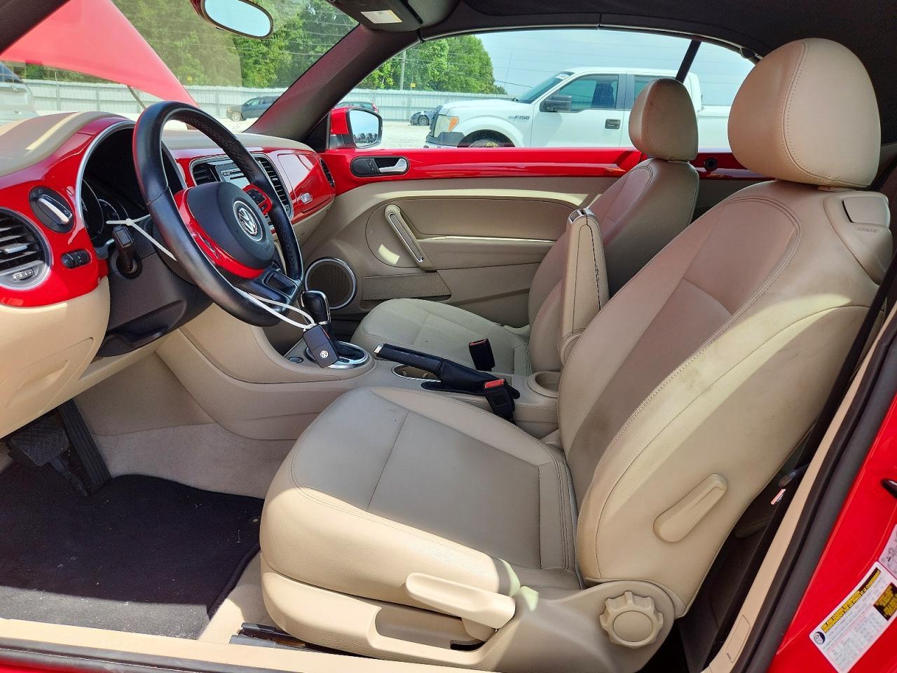 2014 Volkswagen Beetle - Фото 7