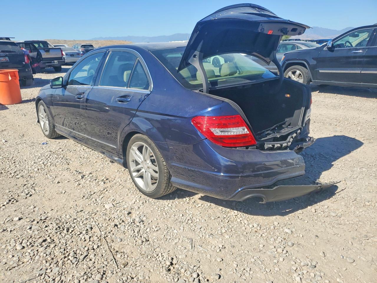 2013 Mercedes-Benz C 250 - Image 2