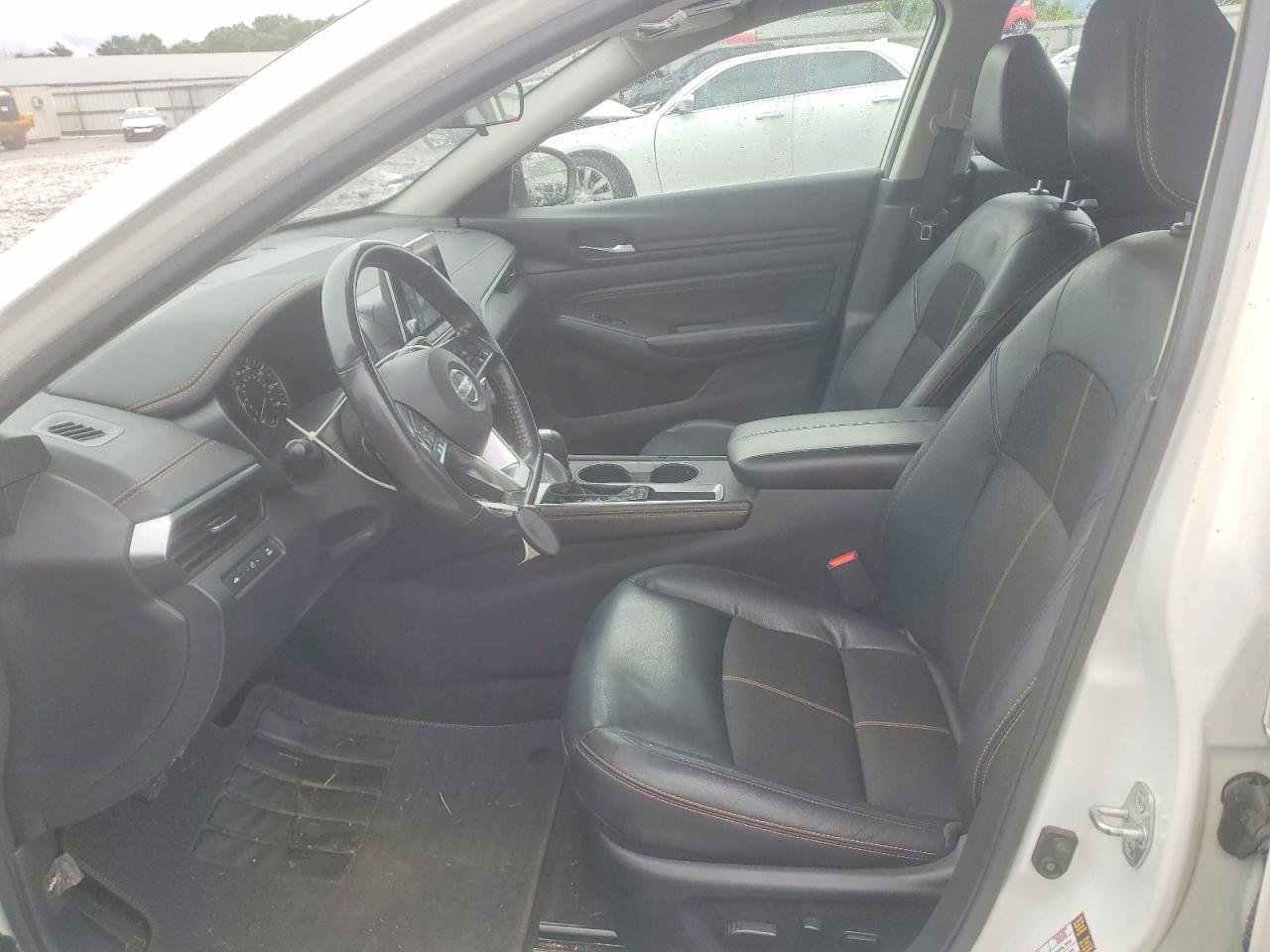2022 Nissan Altima Sr - Image 7
