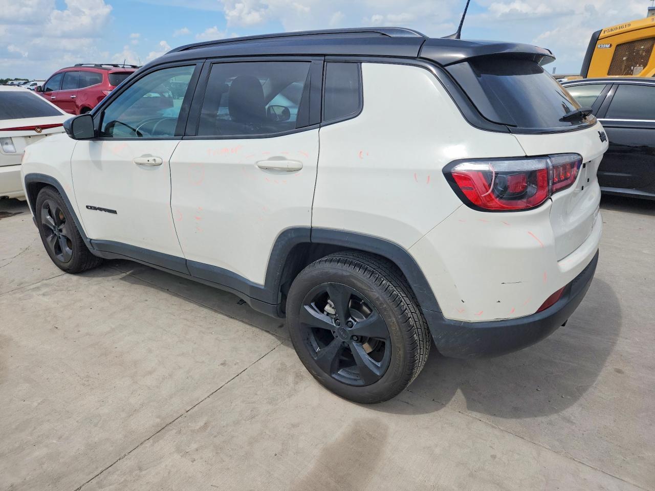 2018 Jeep Compass Latitude - Фото 2