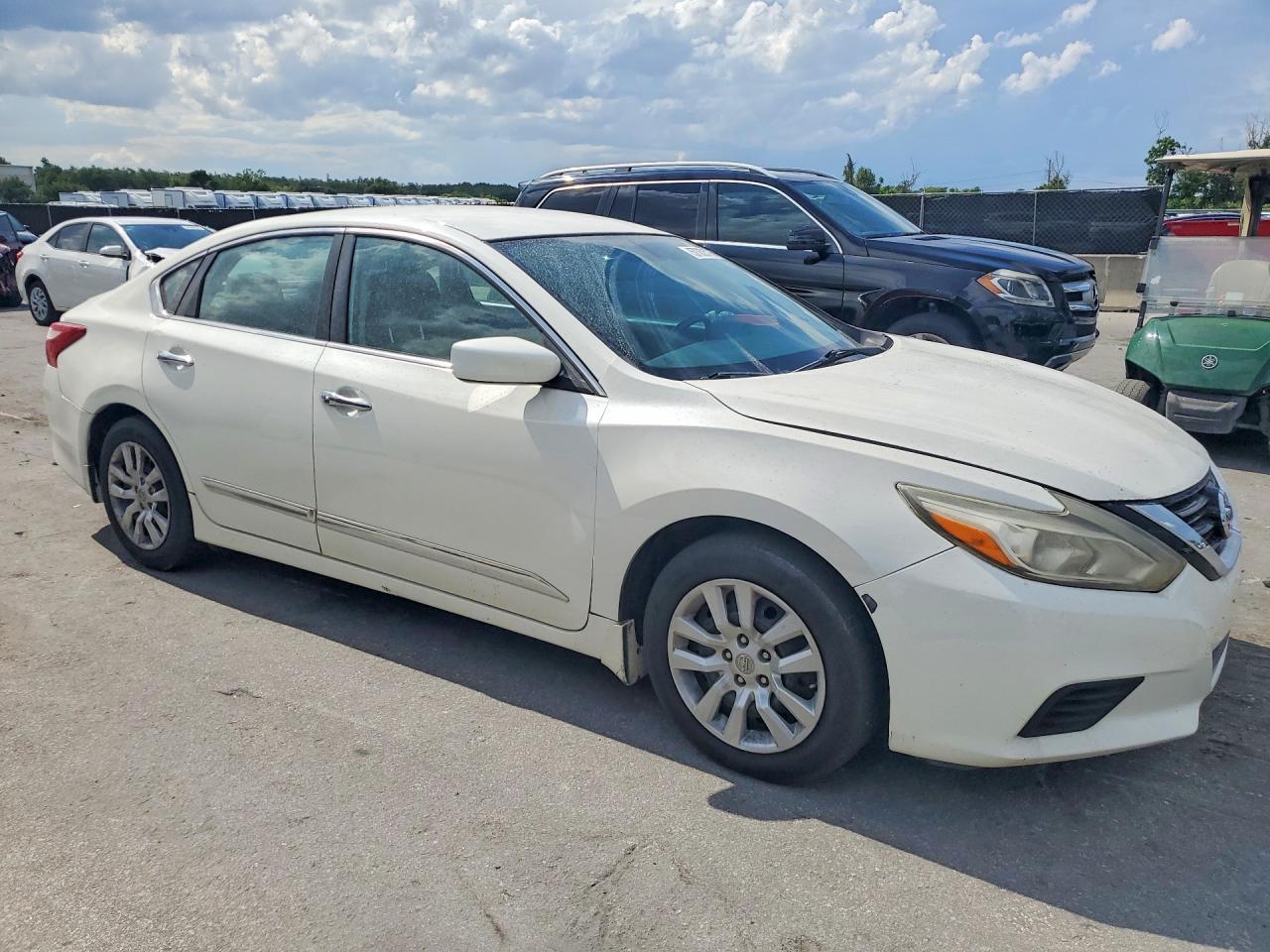 2017 Nissan Altima 2.5 S - Фото 4
