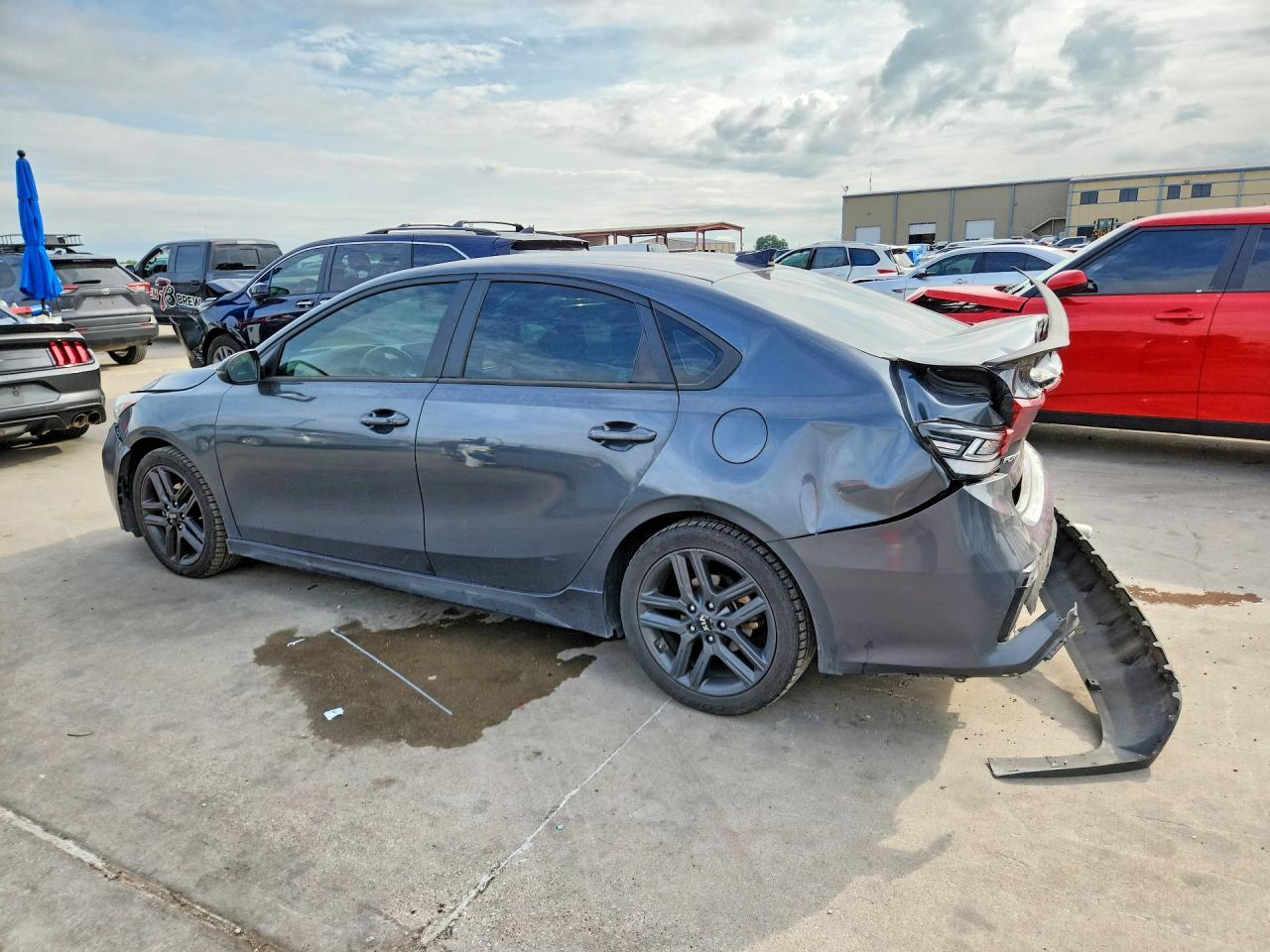 2021 Kia Forte Gt Line - Фото 2