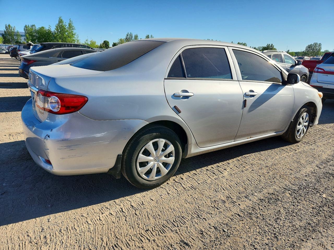 2013 Toyota Corolla L - Фото 3