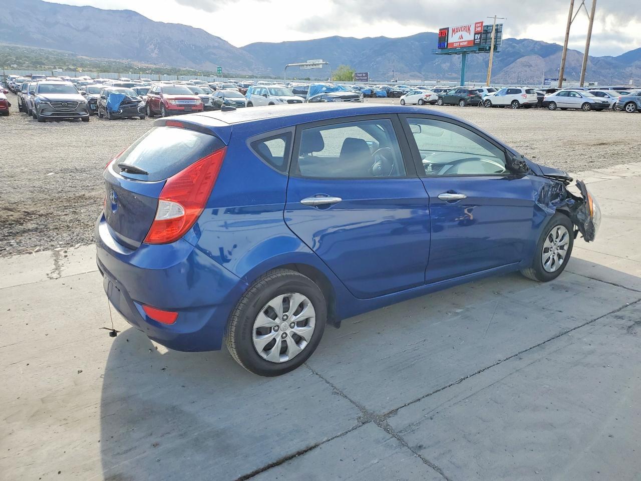 2016 Hyundai Accent Se - Фото 3