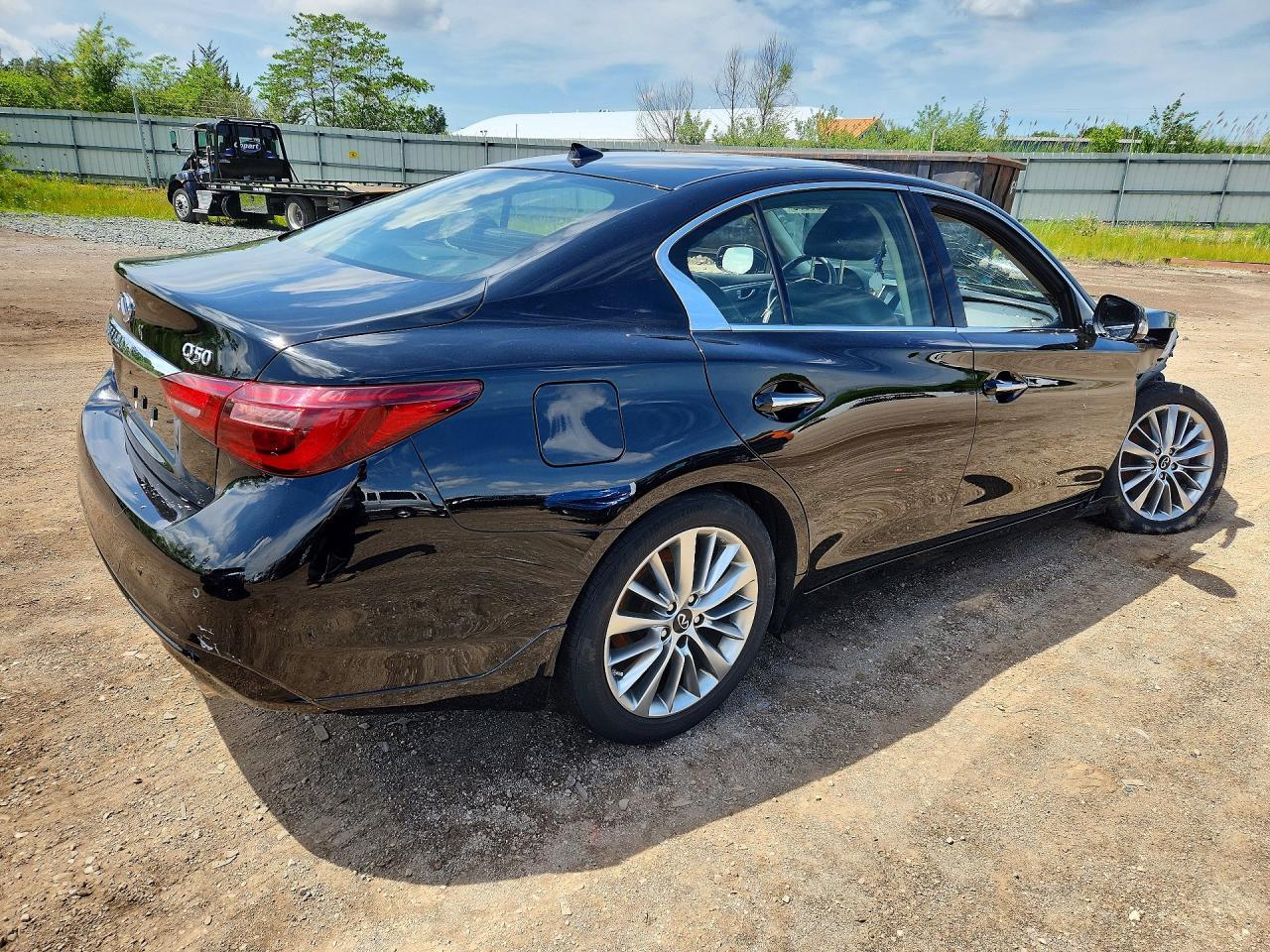 2023 Infiniti Q50 Luxe - Фото 3