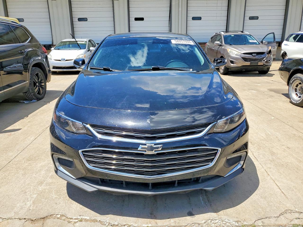 2017 Chevrolet Malibu Hybrid - Фото 5