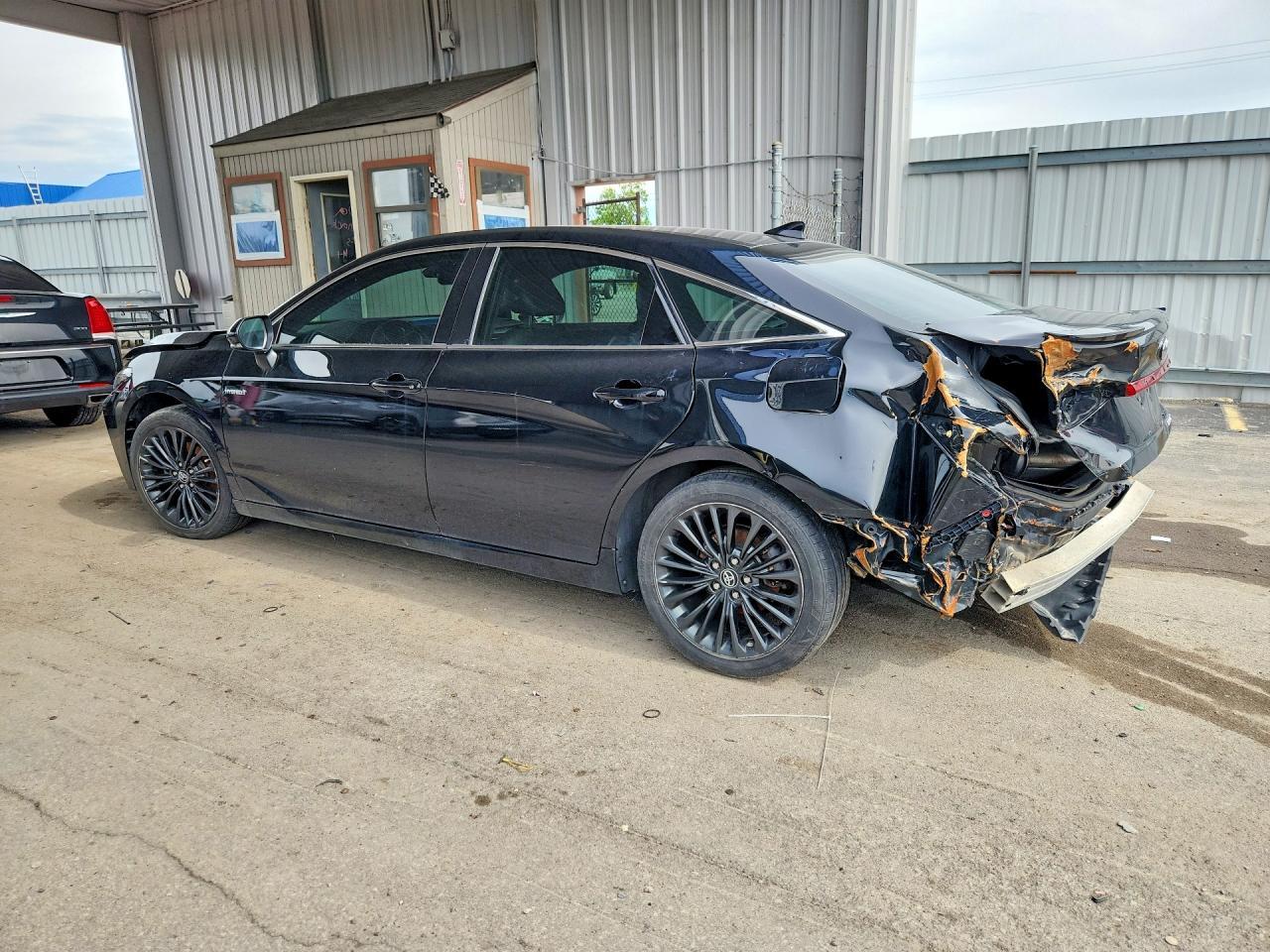 2019 Toyota Avalon Hybrid Xse - Фото 2