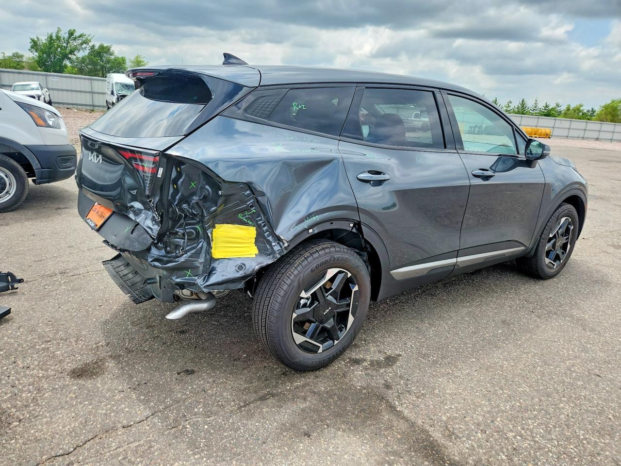 2026 Kia Sportage S - Фото 3