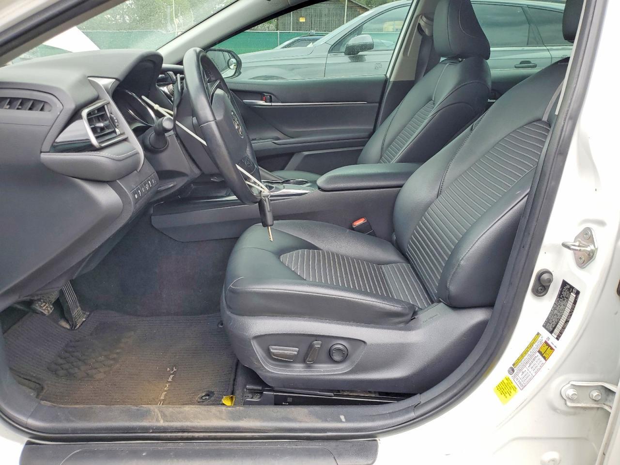 2019 Toyota Camry Se - Image 7