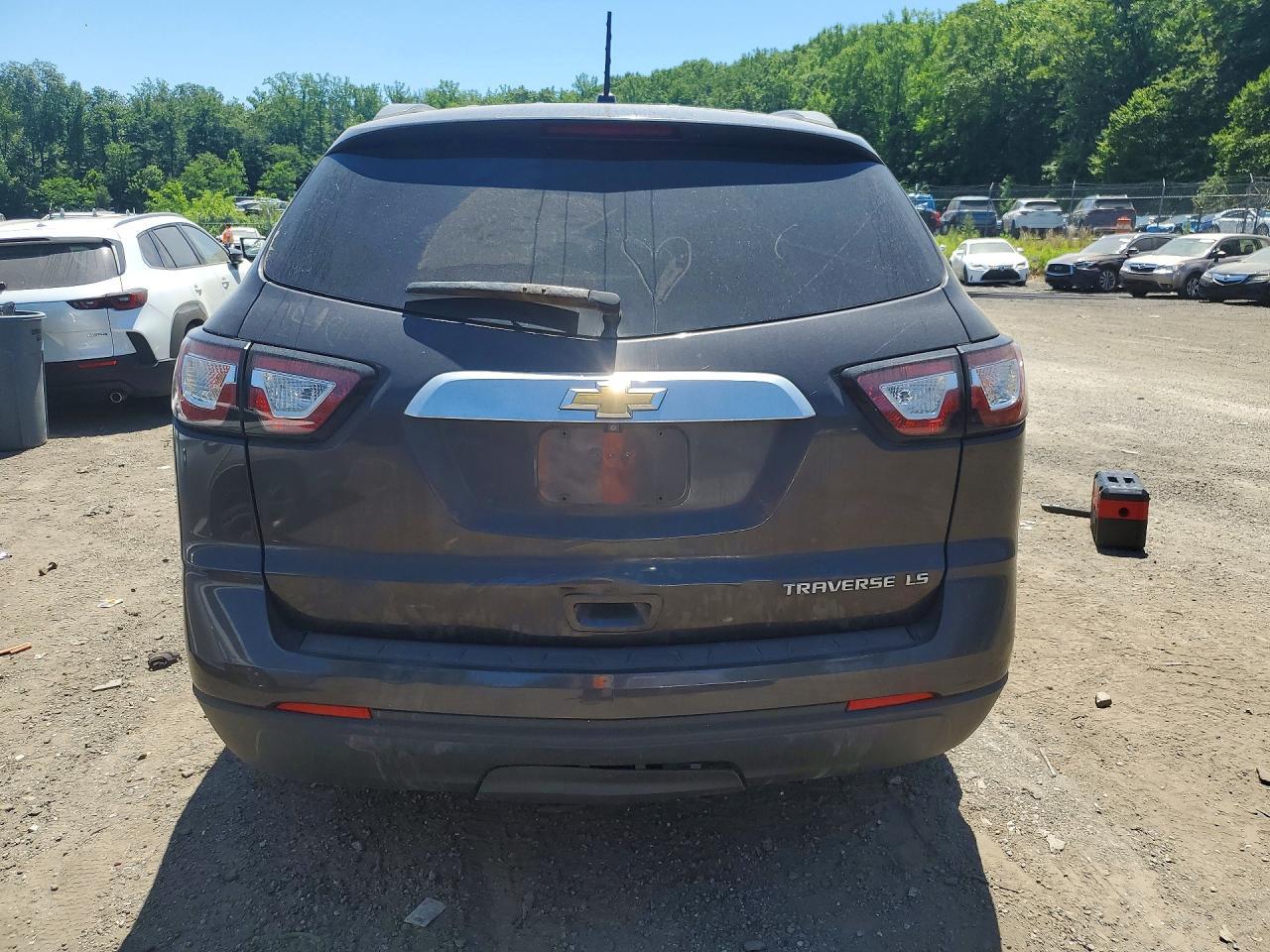 2014 Chevrolet Traverse Ls - Image 6