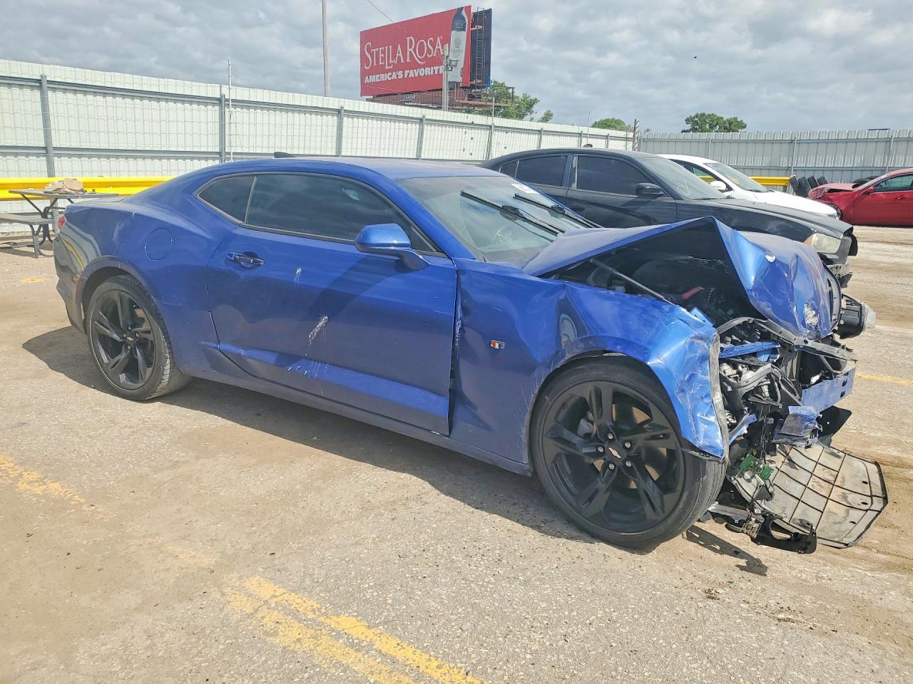 2019 Chevrolet Camaro Ls - Image 4