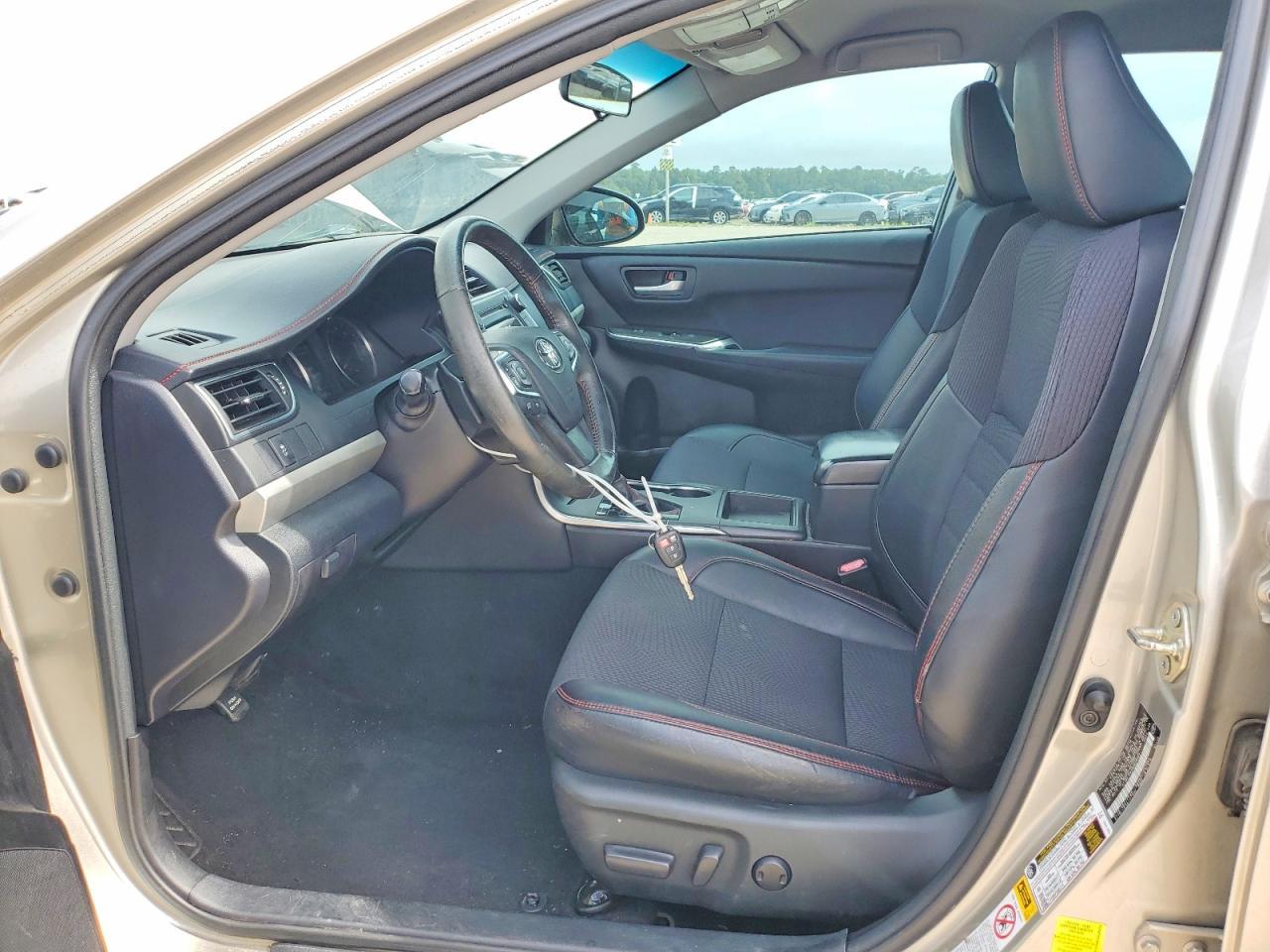2017 Toyota Camry Se - Image 7