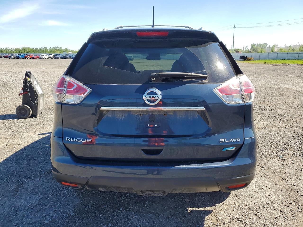 2015 Nissan Rogue S - Фото 6