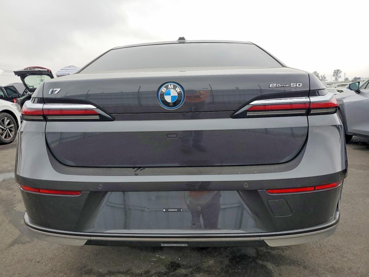 2024 BMW I7 Edrive50 - Фото 6