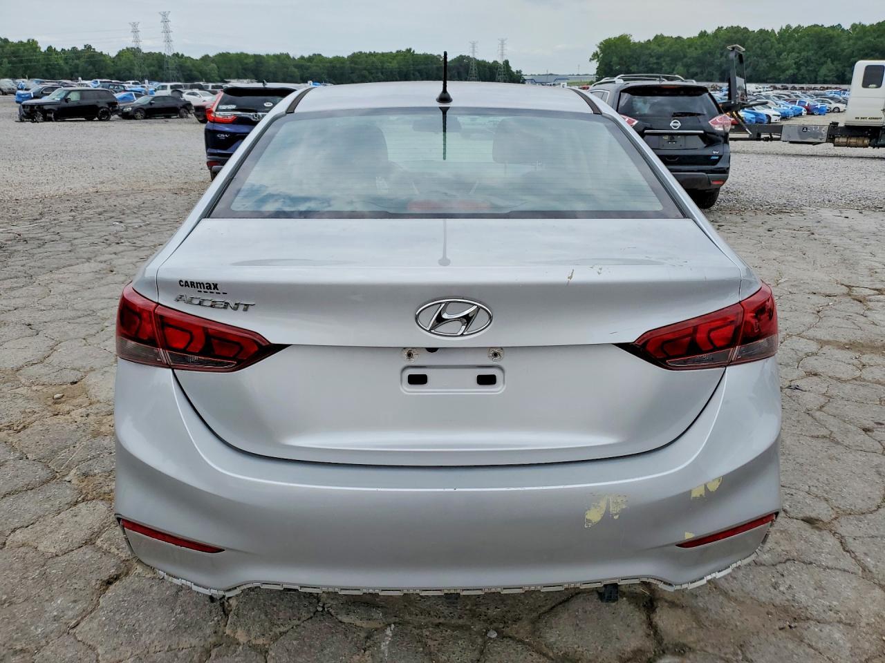 2019 Hyundai Accent Se - Фото 6