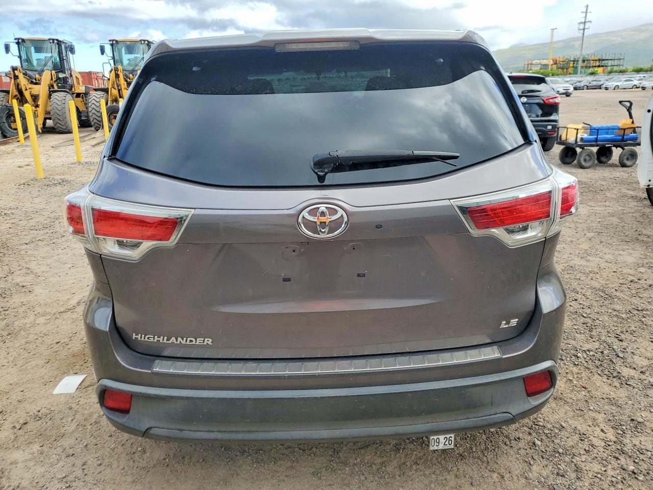 2014 Toyota Highlander Le - Фото 6