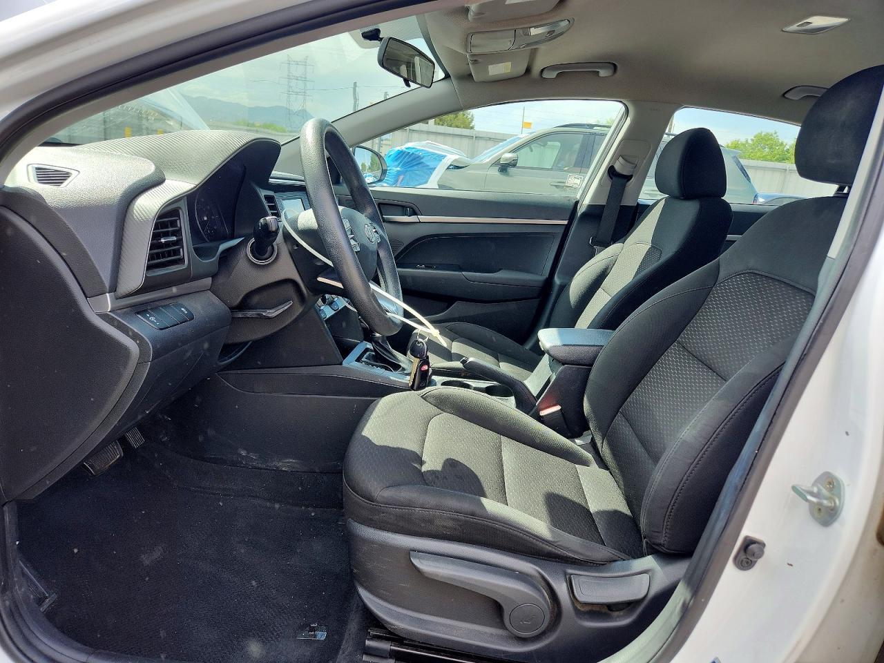 2019 Hyundai Elantra Se - Фото 7