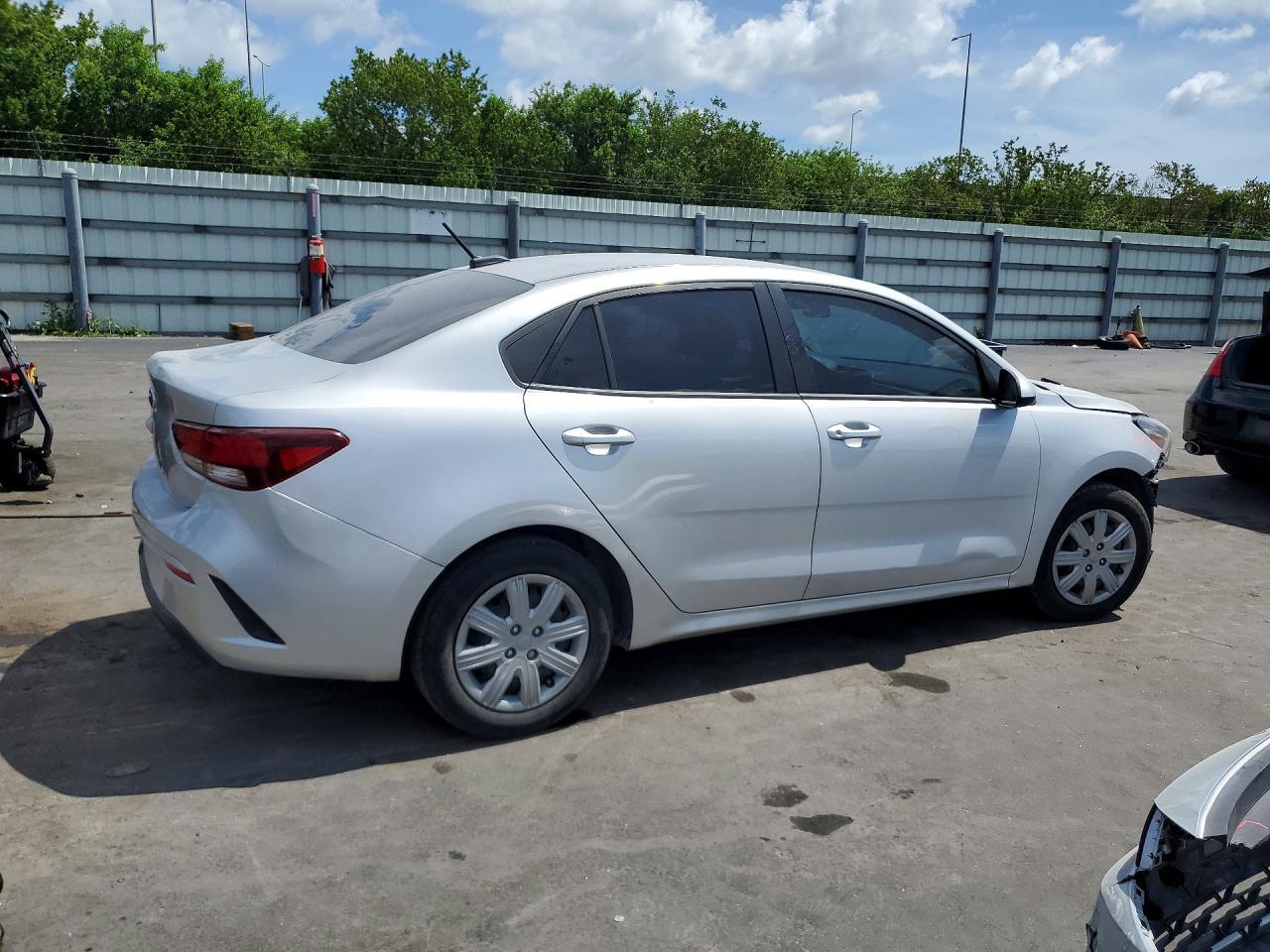 2023 Kia Rio Lx - Image 3
