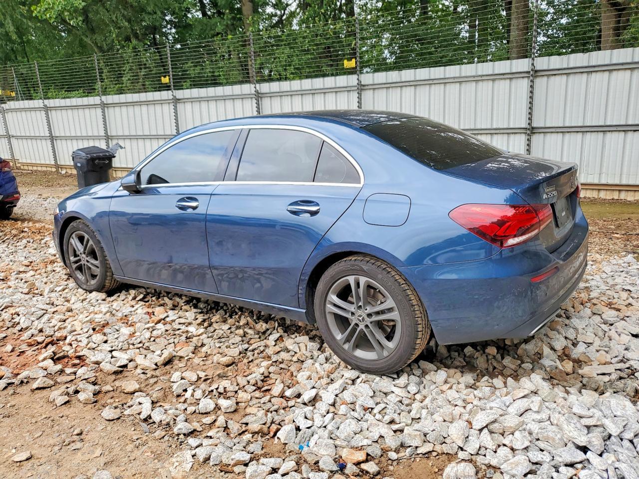 2020 Mercedes-Benz A 220 4Matic - Image 2